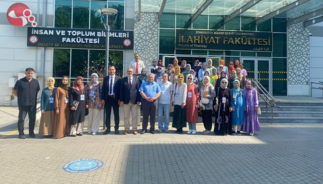 ZBEÜ'de  Türk Edebiyatı Söyleşisi gerçekleştirildi